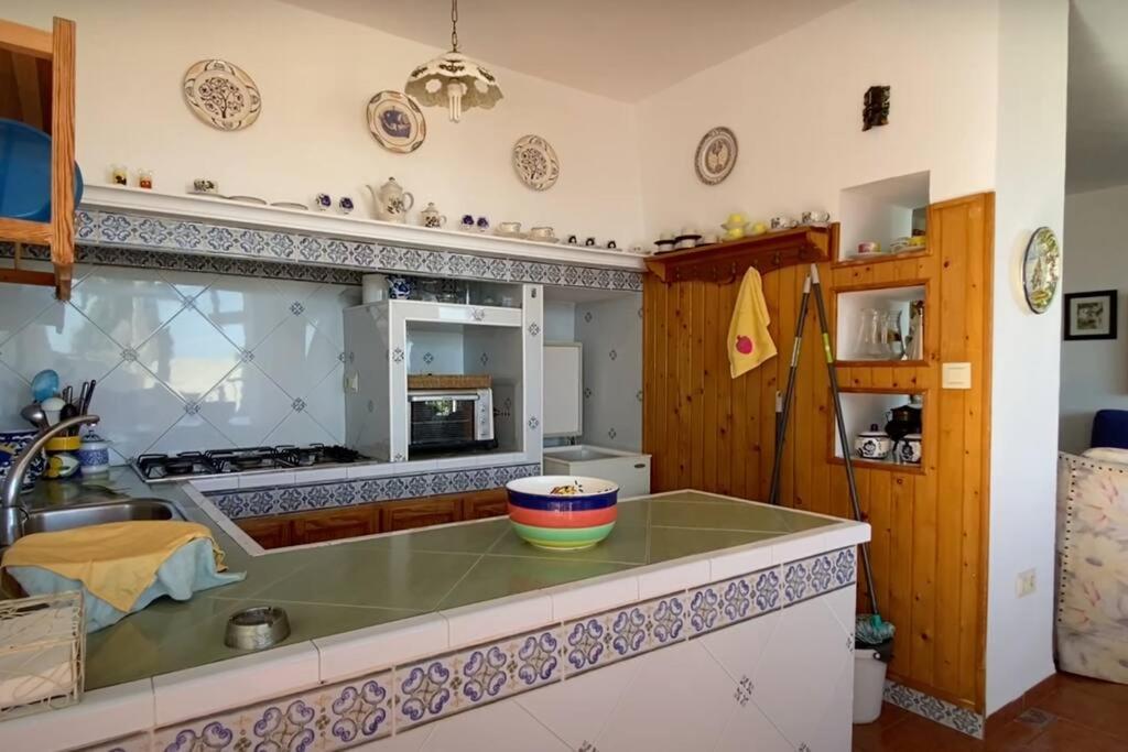 فيلا Espectacular Casa En La Playa Con Piscina Privada Almuñécar المظهر الخارجي الصورة