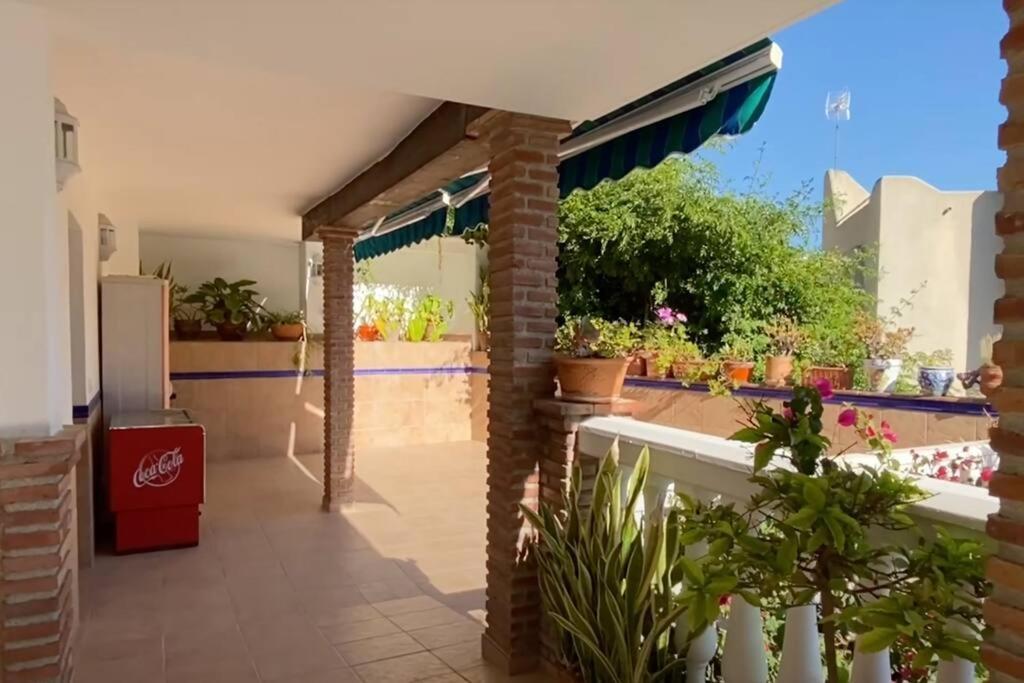 فيلا Espectacular Casa En La Playa Con Piscina Privada Almuñécar المظهر الخارجي الصورة
