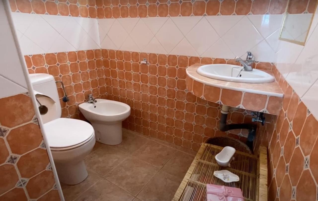 فيلا Espectacular Casa En La Playa Con Piscina Privada Almuñécar المظهر الخارجي الصورة