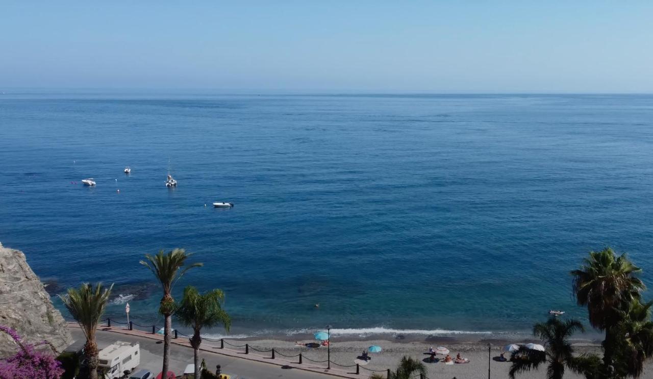 فيلا Espectacular Casa En La Playa Con Piscina Privada Almuñécar المظهر الخارجي الصورة