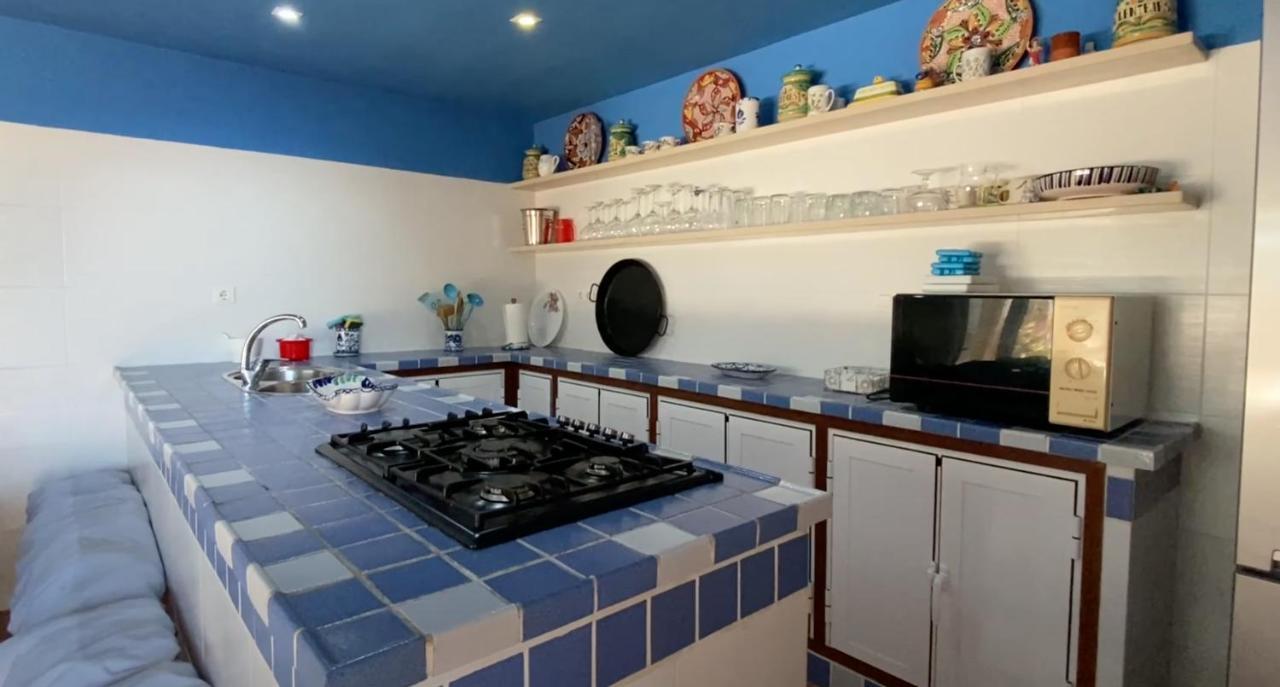 فيلا Espectacular Casa En La Playa Con Piscina Privada Almuñécar المظهر الخارجي الصورة